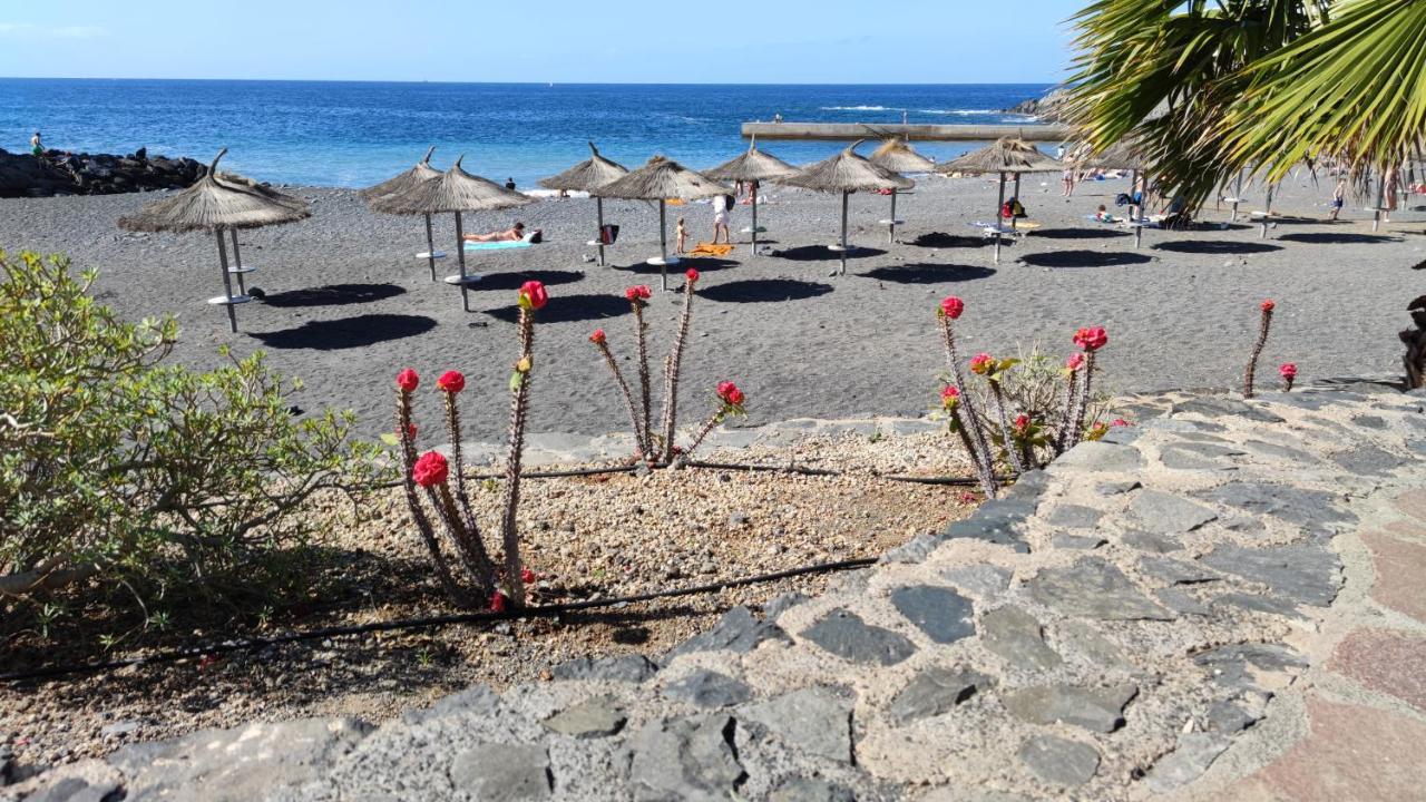 Huebsche Ferienwohnung Mit 2 Schlafzimmern, Pool Und Wlan, Strandnaehe Каляо Салвахе Екстериор снимка