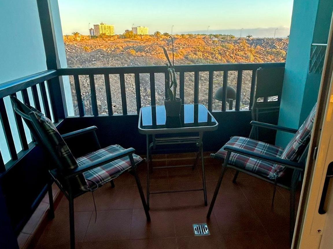 Huebsche Ferienwohnung Mit 2 Schlafzimmern, Pool Und Wlan, Strandnaehe Каляо Салвахе Екстериор снимка